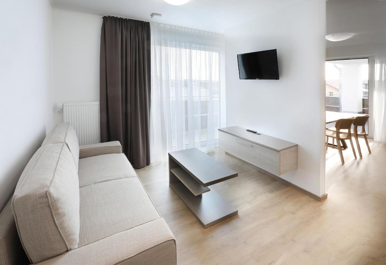 Apartment Hotel 37 Altdorf  Dış mekan fotoğraf